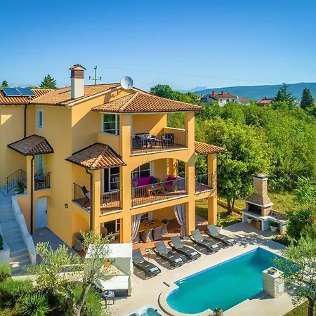 Villa Ari 8+2 Krnica Exterior photo